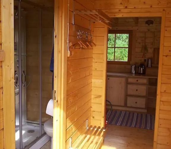 Hébergement de vacances Maenniste Hiievalja